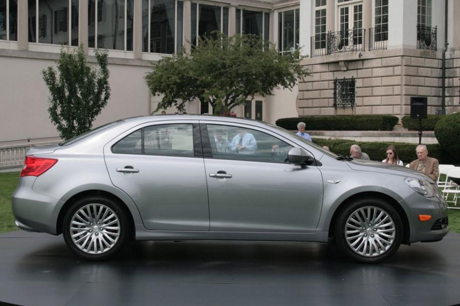  Suzuki Kizashi 2010 года  (фото 95 из 136)